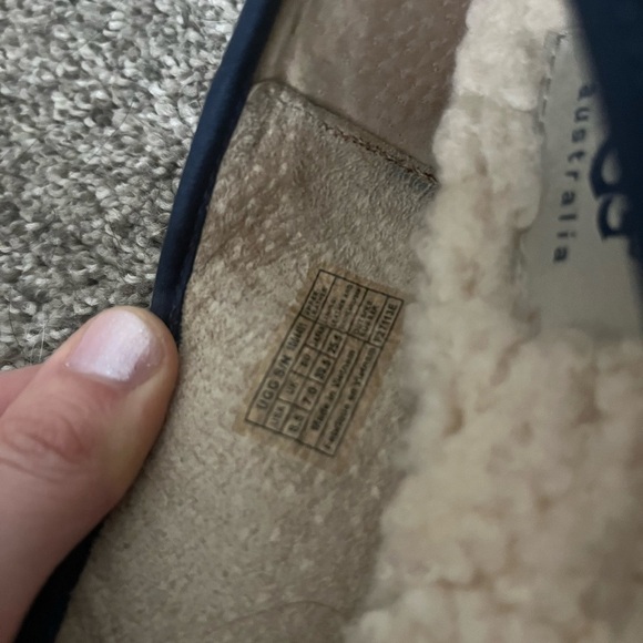 Ugg shearling lines flats - Picture 3 of 4